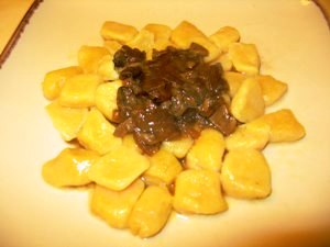 Gnocchi d'Autunno alla zucca e funghi porcini secchi