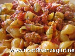 Ricetta Pasta con sugo di salsiccia, zucca e semi di finocchio senza glutine