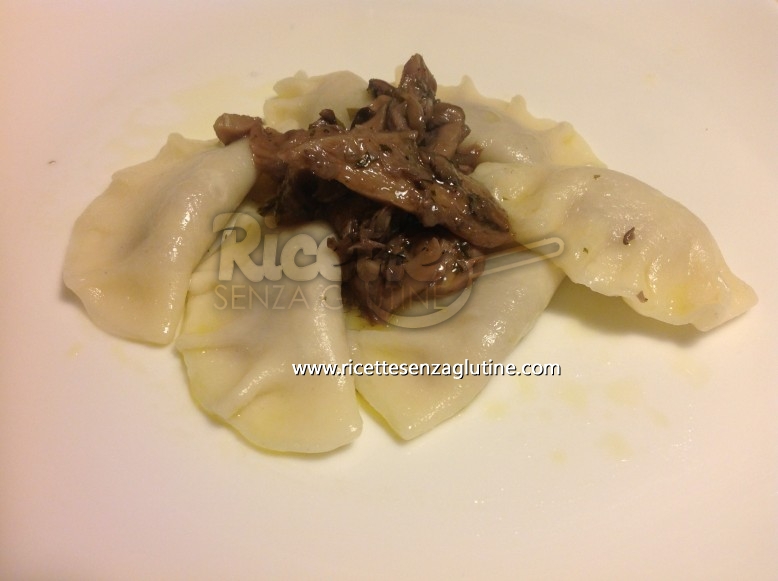 Ricetta Ravioli d\'oriente ripieni di patata viola senza glutine