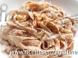 Ricetta Tagliatelle alle noci senza glutine